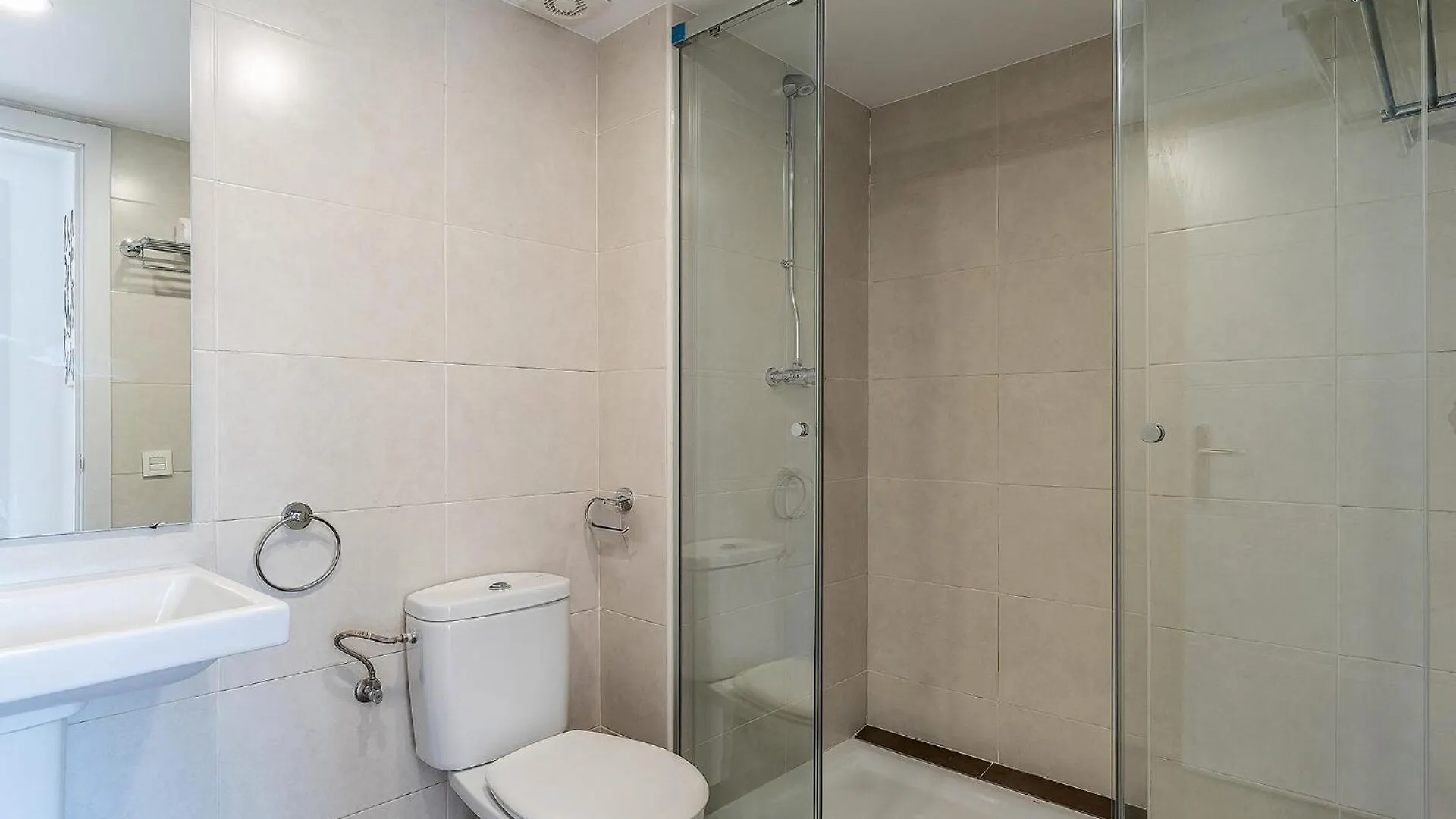 Апартаменты 4239 - Ab Duplex Santa Coloma III Барселона Испания