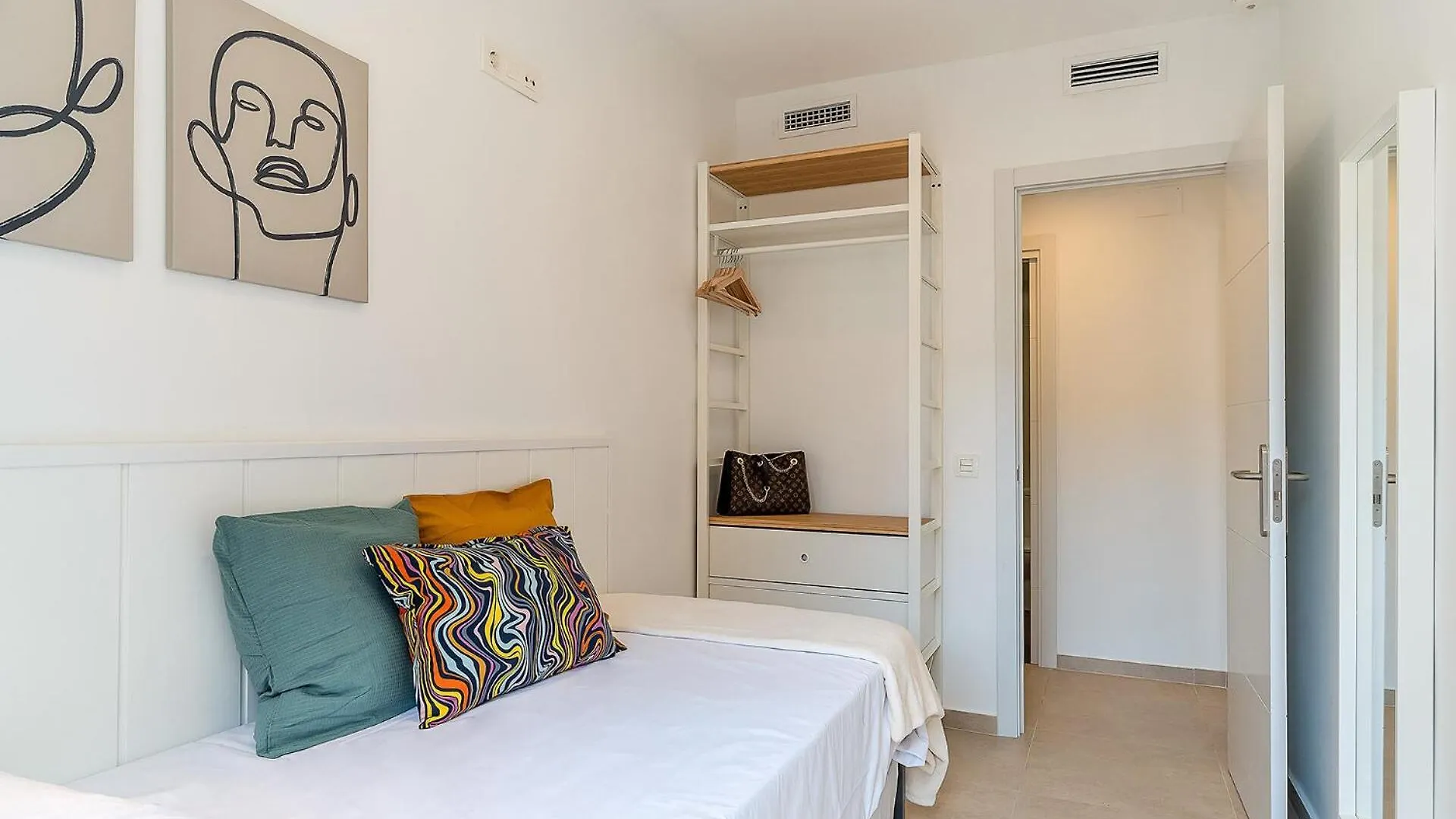 Апартаменты 4239 - Ab Duplex Santa Coloma III Барселона