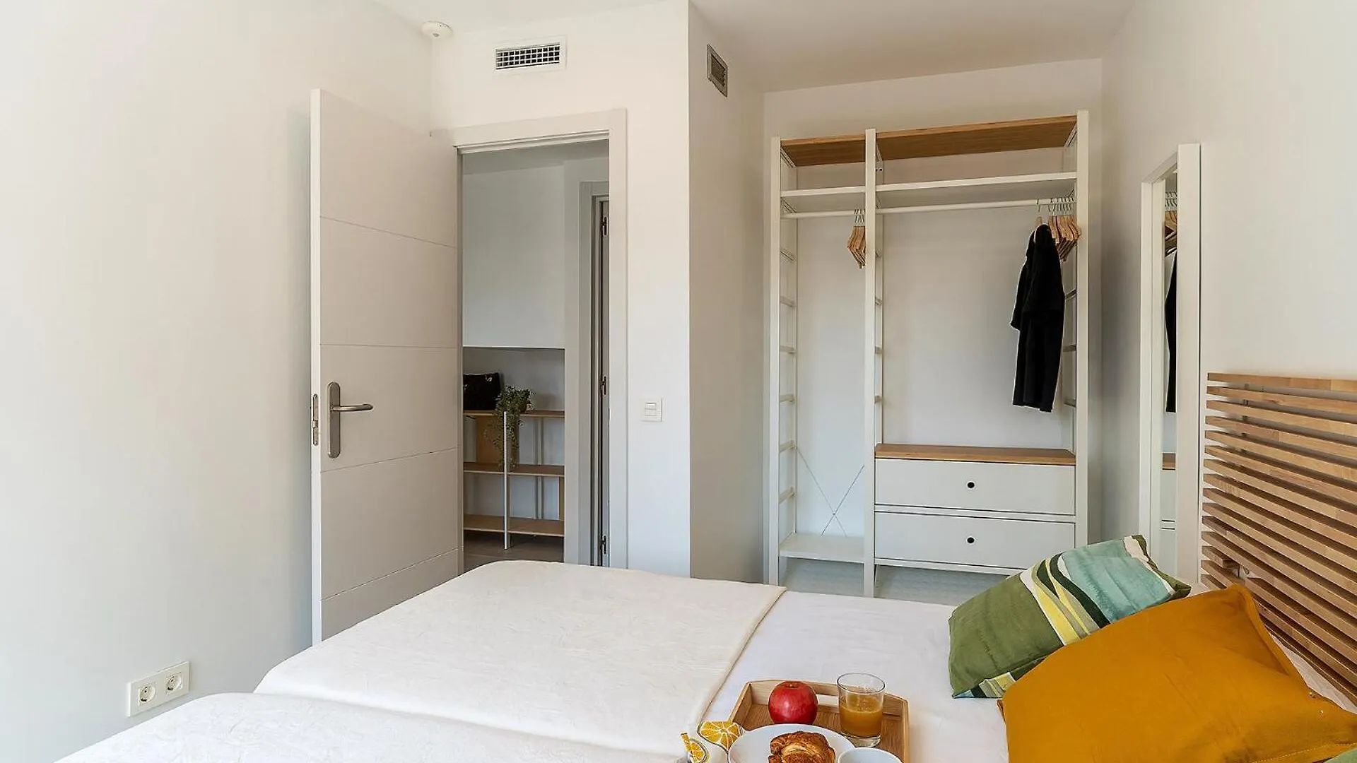 Апартаменты 4239 - Ab Duplex Santa Coloma III Барселона